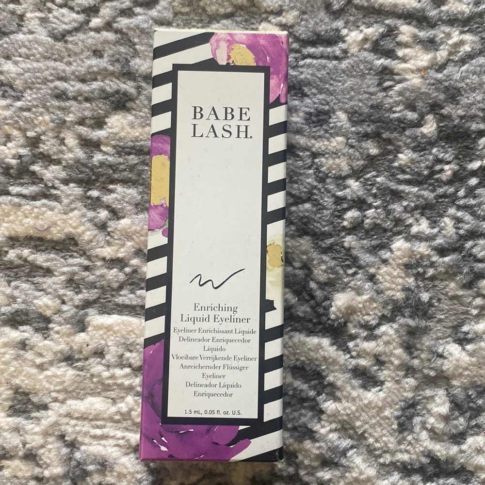 Babe Lash Enriching Liquid Eyeliner